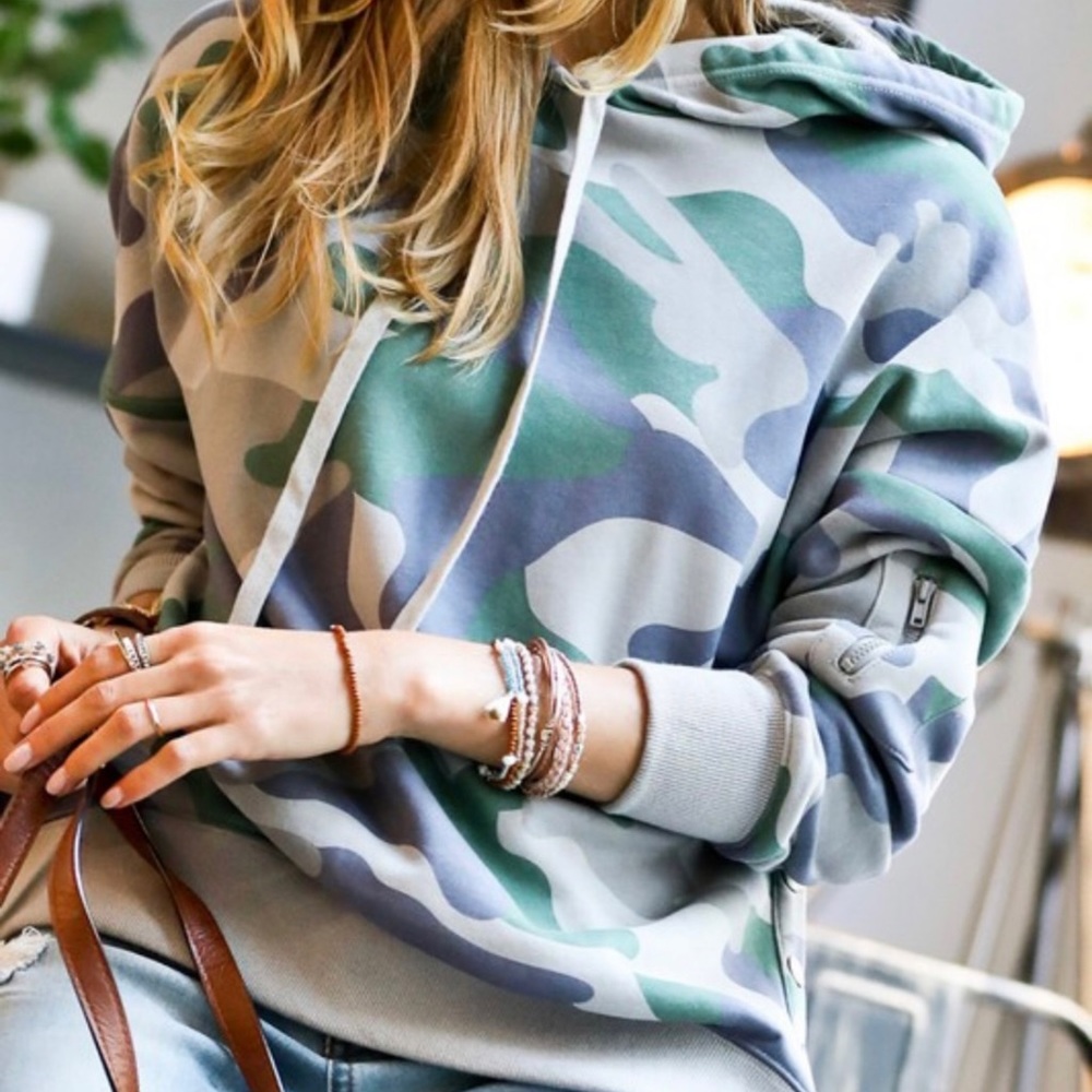 Washed Out Camouflage Hoodie Sweatshirt - Picture 5 of 9
